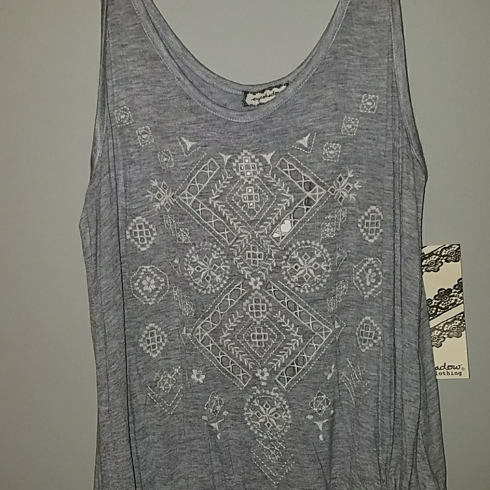 Gray embroidered tank